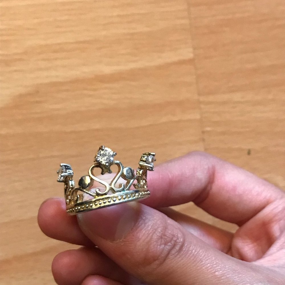👵 3/$15 Misshapen Crown Ring